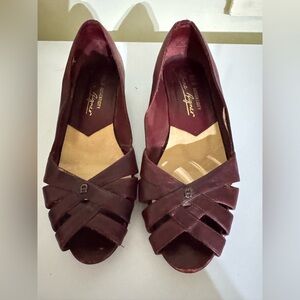 Vintage Etienne Aigner Sz 6.5 M Burgundy Flats GUC😊😊